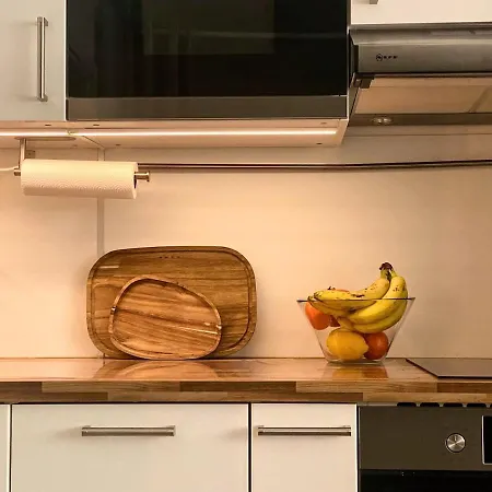 Apartment Large Cozy With Balcony And Kitchen At Pasing Munich
